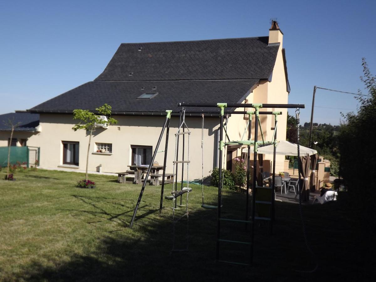 Gite La Baraque Najac Buitenkant foto