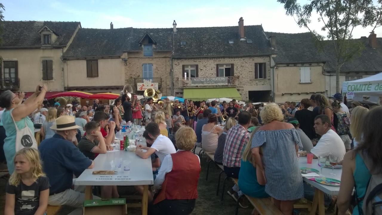 Gite La Baraque Najac Buitenkant foto